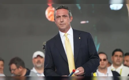 Fenerbahçe'de olağanüstü kongre için toplanan imza sayısı 12 bini geçti