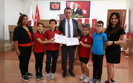 Efeler'de Atık Pil Kampanyası Sonuçlandı: Başkan Yetişkin 'Çocuklarımızın duyarlılığı umut veriyor' dedi