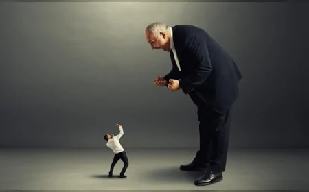 Karma Sadece Eylemleri Değil, Niyetleri de Kapsıyor: 'İyi Niyetli Bir Hata, Kötü Niyetli Bir İyilikten Değerlidir'