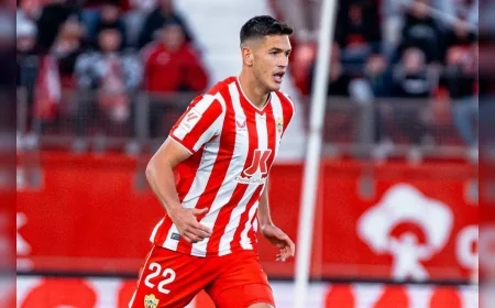 Cesar Montes Türkiye Maçında Kalesine Duvar Ördü: Taraftarlar Transfer İçin Bastırıyor