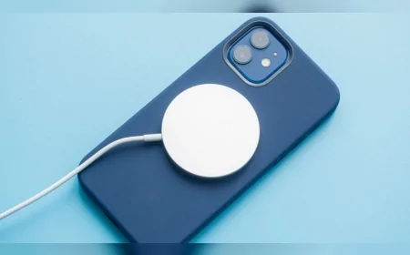 Apple'ın Yeni Nesil iPhone'ları 45 W Kablosuz Şarjla Gelebilir: Yeni MagSafe Cihazları Sızdırıldı