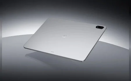 Snapdragon 8 Elite işlemcili OnePlus Pad 3 tanıtıldı: 144 Hz ekran, 80W şarj ve yapay zekâ tuşu dikkat çekiyor