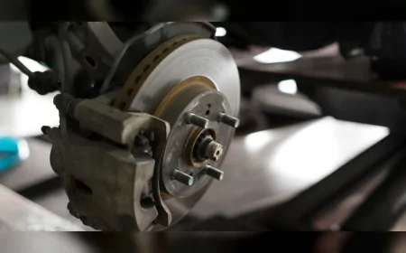 ABS fren sistemi nasıl çalışır: Güvenli sürüşte kilitlenmeyi nasıl önlüyor?