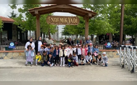 Pursaklar Belediye Başkanı Ertuğrul Çetin: 'Öğrenciler, Endemik Vadimizde Ankara'nın Kültürel Zenginliklerini Keşfetti'