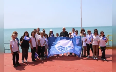 Kdz. Ereğli’de Sevgi ve Barış Plajları 3’üncü kez mavi bayrak aldı: ‘Zonguldak’ın tek mavi bayraklı plajları burada’