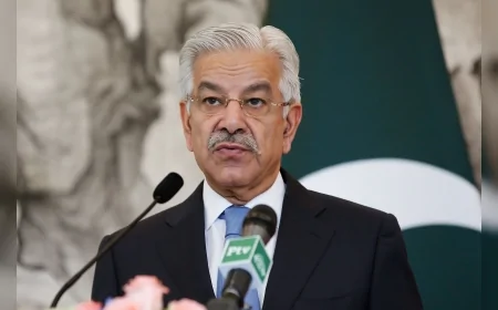 Pakistan Savunma Bakanı Khawaja Asif: 'İslam dünyası birleşmezse hepimiz aynı kaderi paylaşacağız'