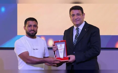 DEVA Partisi Genel Başkan Yardımcısı Av. İdris Şahin, Merhamet ve Emek Ödül Töreni’nde Konuştu: ‘Alın Teri ve Akıl Teri Olmadan Gelişmişlik Mümkün Değil’