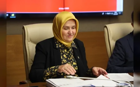 AK Parti’li Ümmügülşen Öztürk: ‘Bağımlılıkla mücadelede sadece tedavi değil, topluma yeniden kazandırma vizyonuyla hareket ediyoruz’