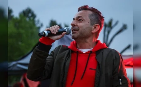 İrfan Değirmenci Yoğurtçu Parkı'ndaki forum sırasında polis tarafından gözaltına alındı