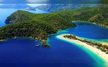 Turizmin gözdesi Ölüdeniz'de sokaklar boş kaldı, esnaf sezonun ortasında müşteri bekliyor