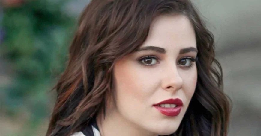 Tuğçe Tayfur'un üçüncü bebeği Necla Hira doğar doğmaz yoğun bakıma alındı