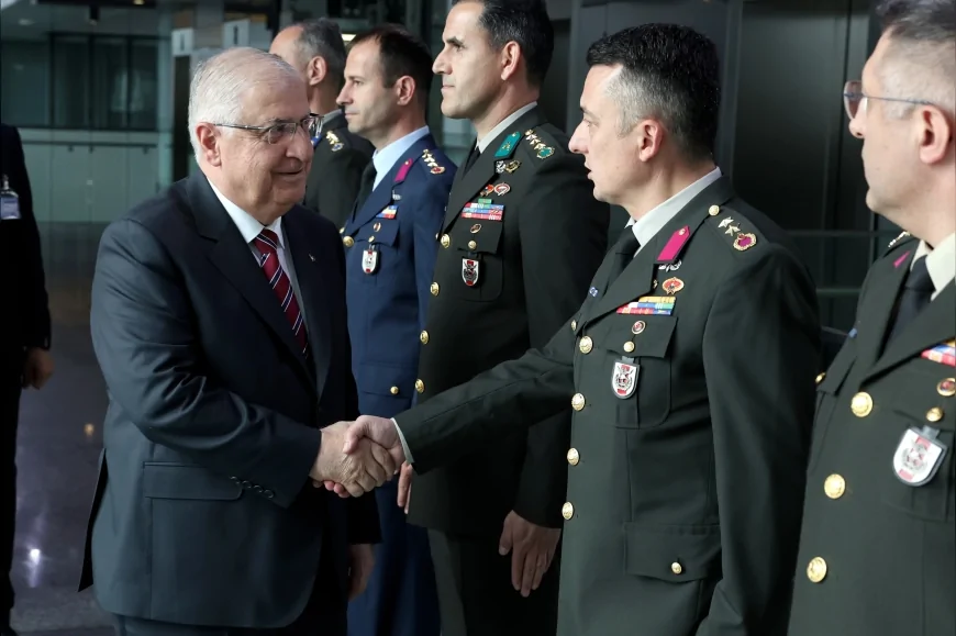 Milli Savunma Bakanı Güler, NATO Karargâhı’nda Türk Askerî Temsil Heyeti ile Bir Araya Geldi