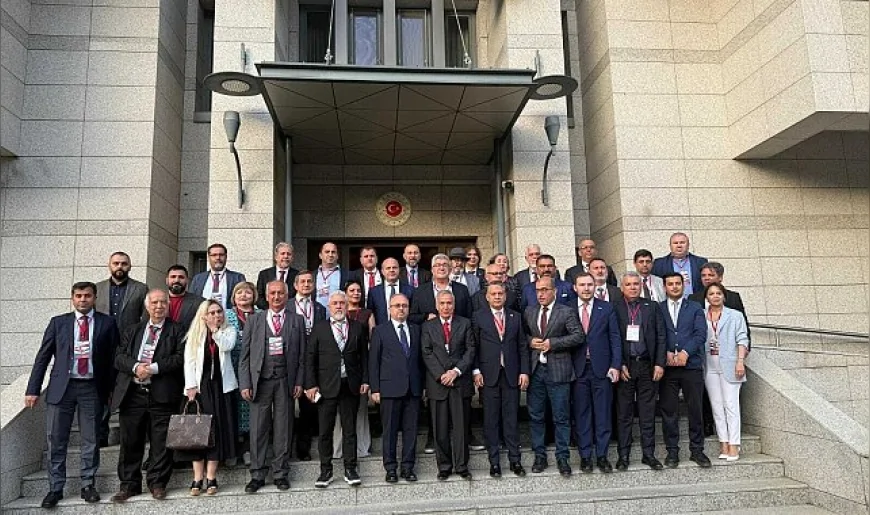 Azerbaycan’da Türk Medyasından Çıkartma: ‘İki Devlet, Bir Millet, Bir Medya’ Buluşması Tamamlandı
