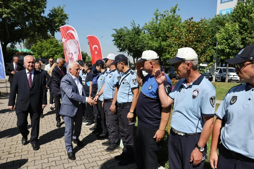 Mustafa Bozbey’den 14 Bin Personelli Bayram Mesajı: 'Bursa Büyükşehir Ailesiyiz'