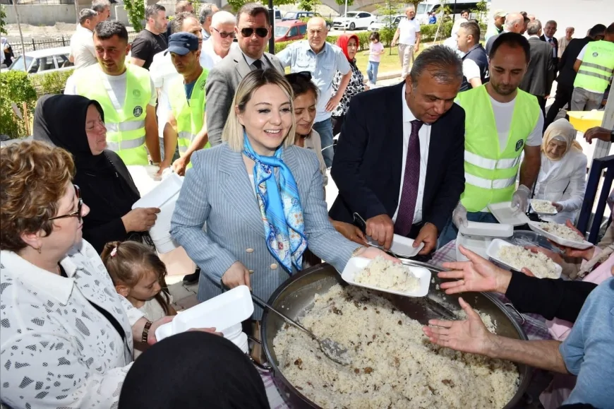 Bozkurt’ta 133 yıllık gelenek yaşatıldı: Pilav şöleni coşkusu ve taziye evi açılışı bir arada