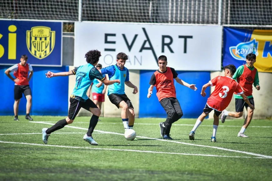 Altyapıya Dev Yatırım: Futbolcu Seçmeleri Tandoğan Tesisleri’nde Başladı