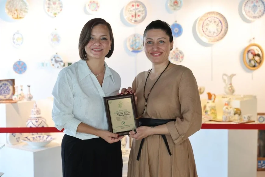 Karabağlar Belediye Başkanı Helil Kınay: 'Sanatla Aydınlık Yarınları Birlikte Kuracağız'