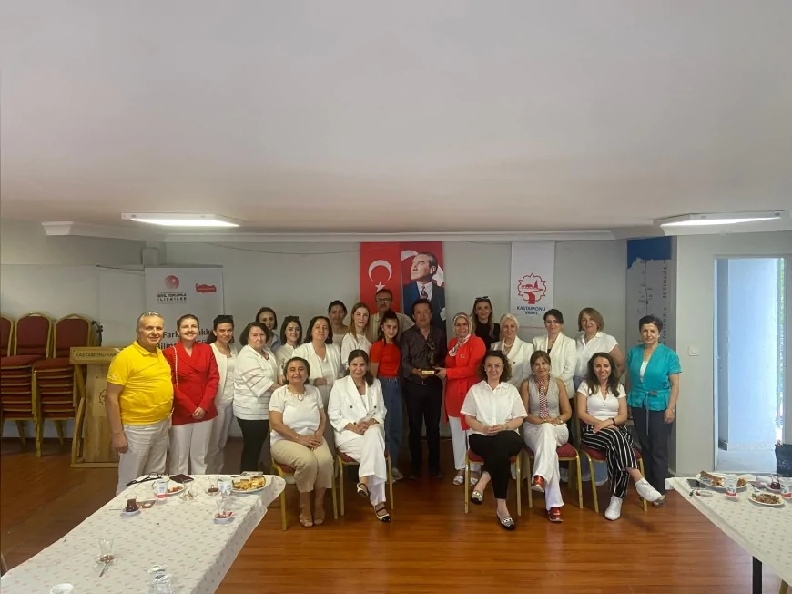 Kastamonu Kadın Derneği Ankara'daki Kastamonu Vakfı'nı ziyaret etti: 'Memleketimizin tarihsel kimliğini unutturmamak için mücadele ediyoruz'