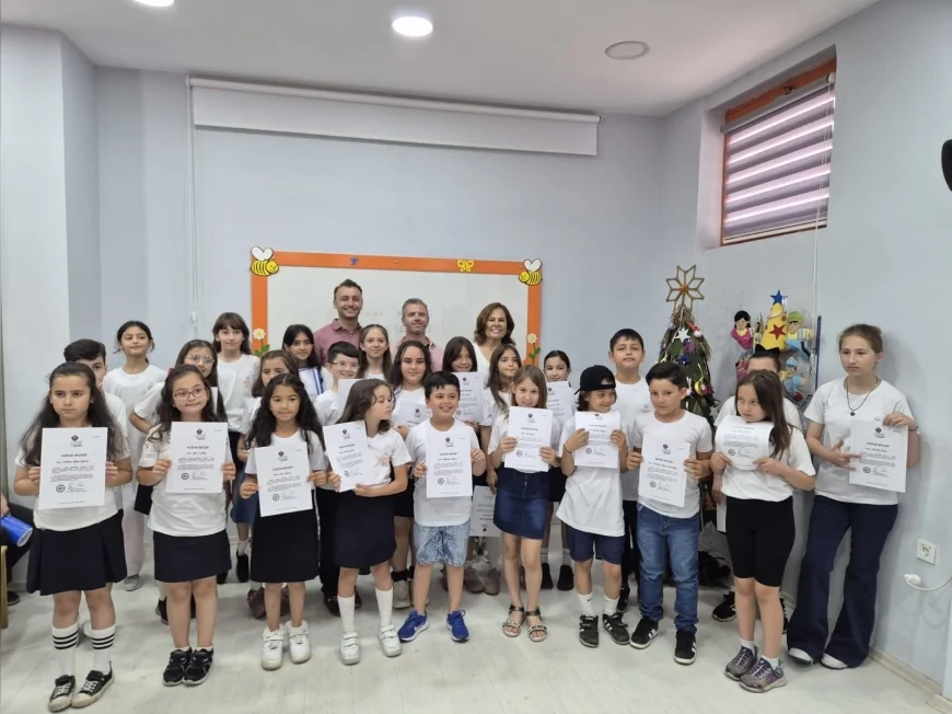 Karadeniz Ereğli Oyuncak Müzesi Çocuk Korosu'ndan Dönem Sonu Dinletisi