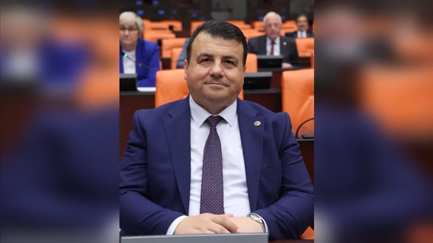 CHP Bursa Milletvekili Hasan Öztürk: 'Bir köy çocuğu sadece saban tutmasın, keman da çalabilsin'