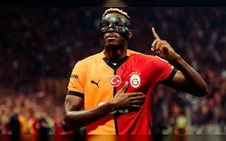 Victor Osimhen Galatasaray'ı seçtiğini iletti, Napoli ile görüşmeler tıkandı