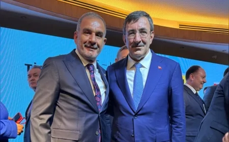 Elazığ Ticaret ve Sanayi Odası Başkanı İdris Alan, KKTC’de Düzenlenen Ekonomi Konferansında Nefes Kredisi Sorunlarını Dile Getirdi