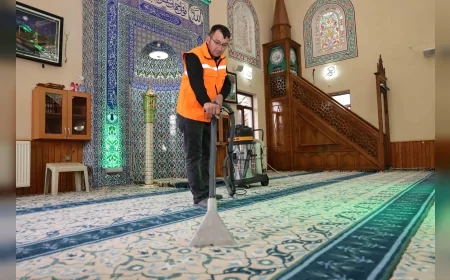 Bayram öncesi Gölbaşı genelinde mezarlık, cami ve ortak alanlarda temizlik yoğunlaştı