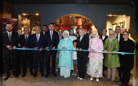 Emine Erdoğan Ümraniye Çevre Şenliği’nde çocuklarla atölye çalışmaları yaptı