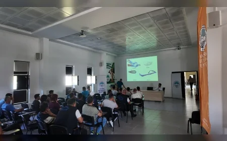 Kayseri Büyükşehir Belediyesi’nden İlçe Belediyelerine Sokak Hayvanlarını Toplama Eğitimi ve Mama Desteği