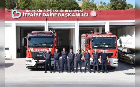Balıkesir İtfaiyesi Sakarya’daki orman yangınlarına 6 araç ve 13 personelle destek verdi