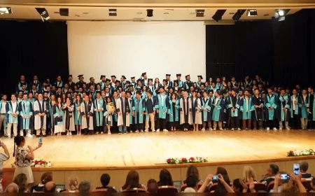 Ege Üniversitesi Mühendislik Fakültesi 40. dönem mezunlarını akademik başarı ve gururla uğurladı