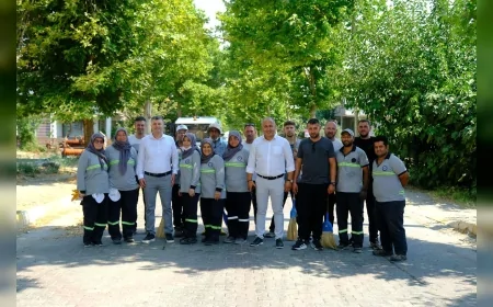 Altıeylül Belediyesi Pamukçu’da 25 Kişilik Ekip ile Kapsamlı Temizlik Çalışması Yaptı