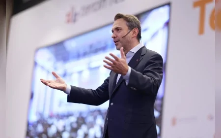 Enerji Bakanı Alparslan Bayraktar: “Yurt dışında edindiğiniz deneyimi ülkemize aktarın”