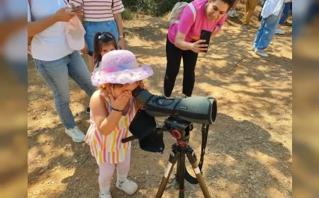 İzmir’in doğayla buluşma rotaları ilgi görüyor: Kuş gözlemi, doğa yürüyüşü ve tarım atölyeleri sürüyor