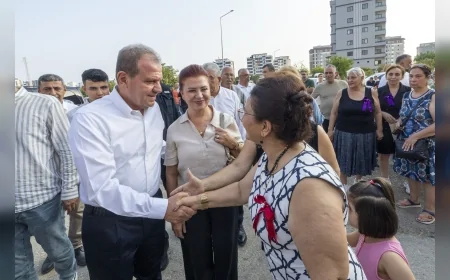 Vahap Seçer ve Meral Seçer, Mezitli Cemevi’nin aşure programına katıldı: “Geleceğimiz aşure gibi bereketli olsun”