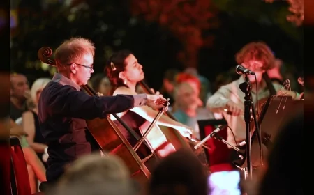 MAV Cello Ensemble, AASSM bahçesinde “Zeytin Altında” konseriyle sanatseverleri büyüledi