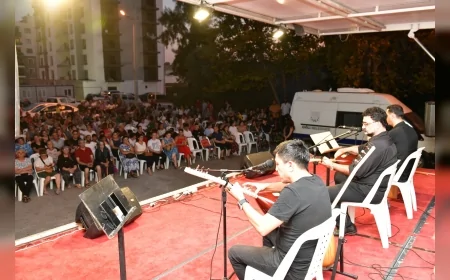 Çiğli’de yaz akşamları müzik ve tiyatroyla canlanıyor: Her mahalleye açık hava sahnesi kuruluyor