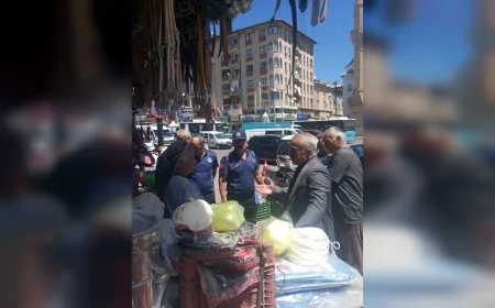 Sivas'ta kaldırımları işgal eden işletmelere 1 milyon lirayı aşan ceza kesildi