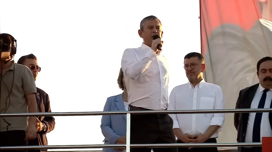 Özgür Özel Malatya’da konuştu: “115 gündür iddianame yok, Ekrem İmamoğlu bizim namusumuzdur”