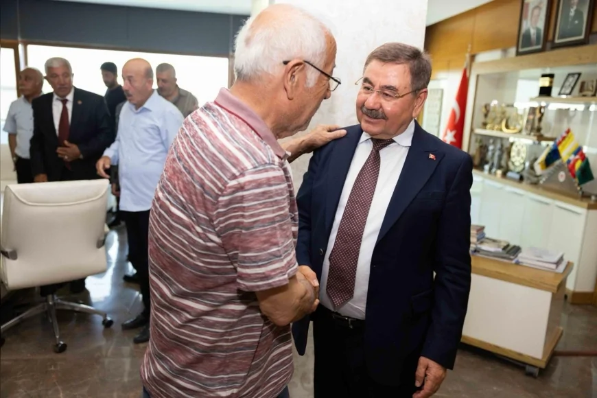Yakup Odabaşı Kurban Bayramı sonrası personel ve vatandaşlarla bir araya geldi