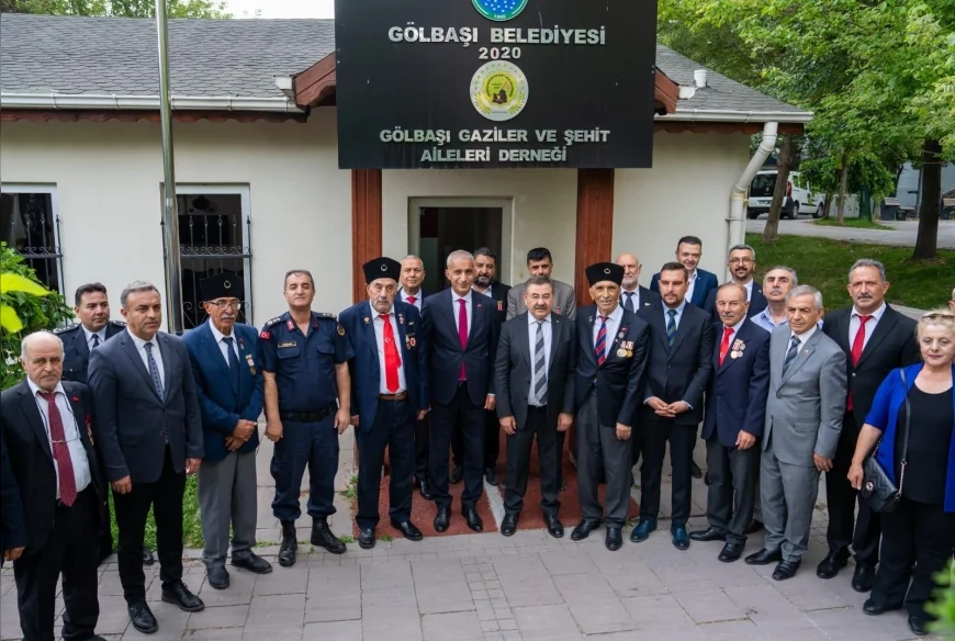 15 Temmuz'da Gölbaşı'nda düzenlenen törende şehitler için dualar okundu