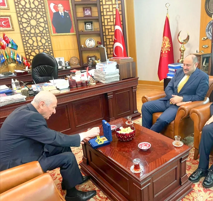 Bağımsız Başkan Gülpınar'dan Bahçeli'ye ziyaret, MHP iddiaları yeniden gündemde