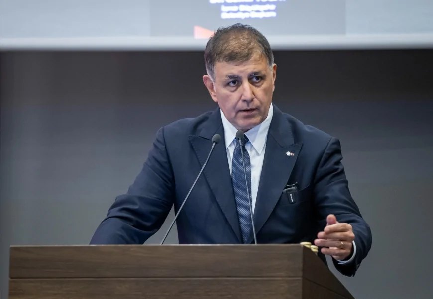 Başkan Cemil Tugay: “Mobilya sektöründe markalaşma ve tasarıma daha fazla emek harcanmalı”