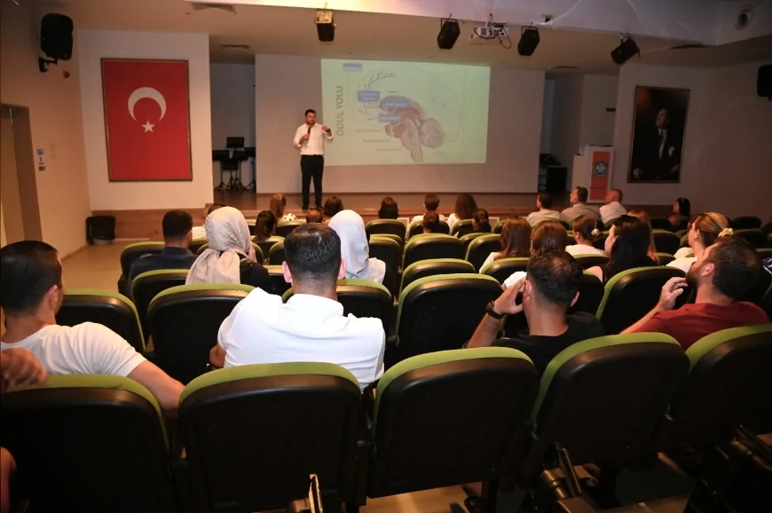 Manisa’da bağımlılıkla mücadele semineri: “Yalnız değilsiniz, yanınızdayız” mesajı verildi