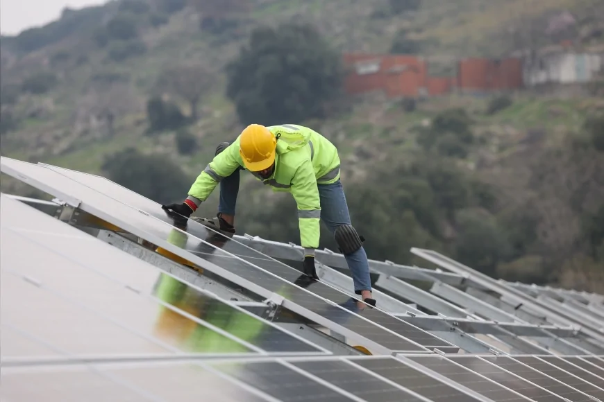 7554 Sayılı Yasa ile Temiz Enerji Yatırımlarında Yeni Dönem: İzin Süreçleri Kısalıyor, Yatırım Hızı Artıyor