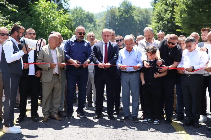 Aybastı Pelitözü-Tokat yolu 6 km asfaltla ulaşıma açıldı, yılların ulaşım sorunu sona erdi
