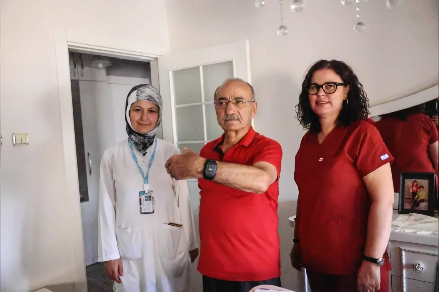 Çankaya’da Alzheimer ve Parkinson hastalarına dijital takip cihazı dağıtımı başladı