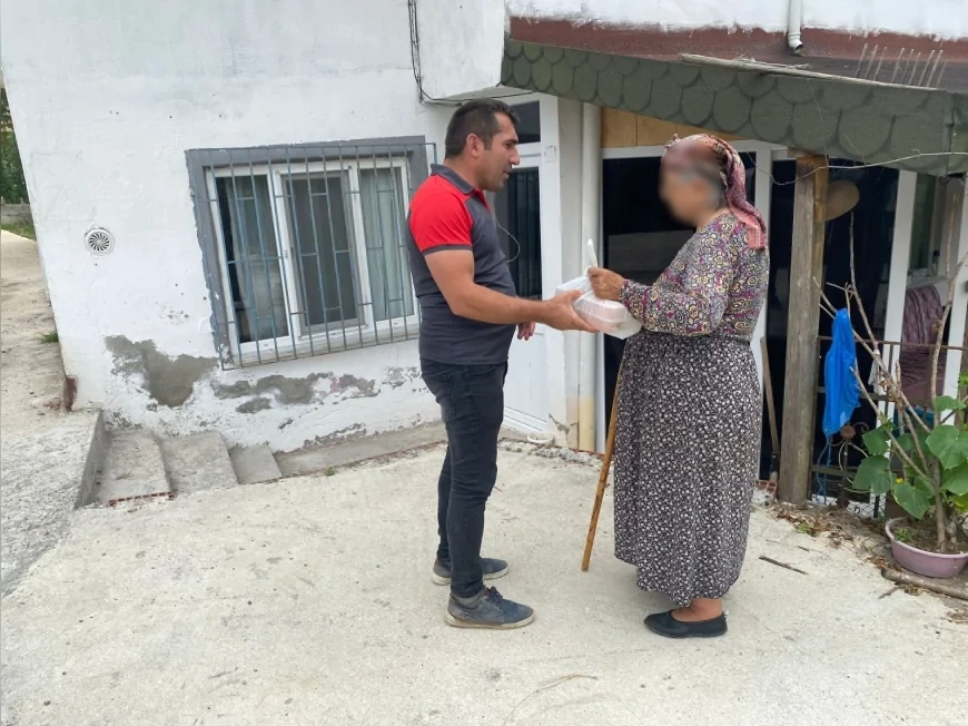 Ordu'da ihtiyaç sahiplerinin sofrasına her gün ücretsiz sıcak yemek ulaştırılıyor