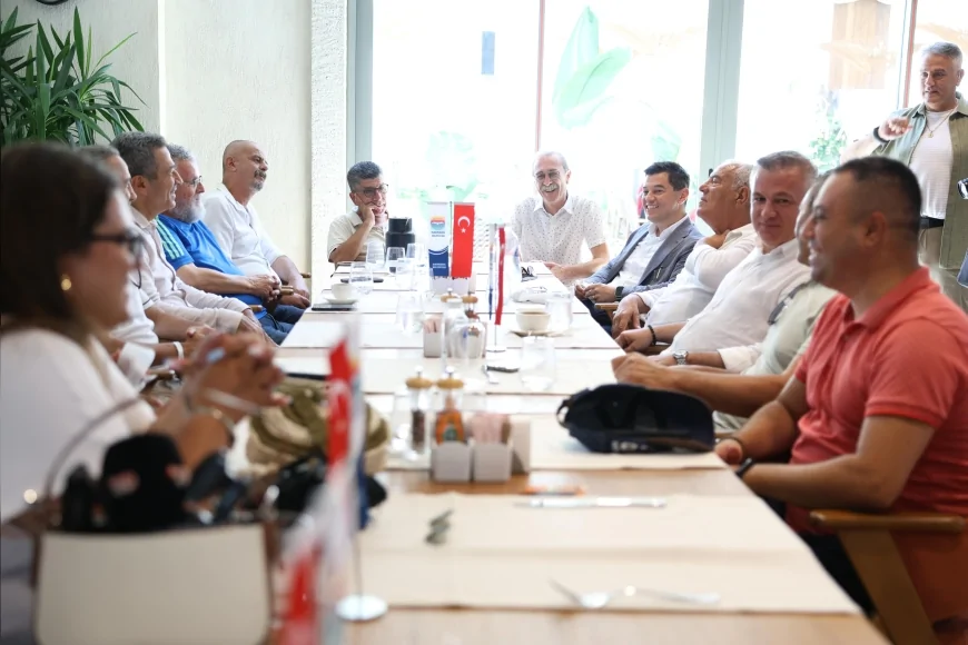 Marmaris Belediye Başkanı Acar Ünlü: “Basın Halkla Yöneticiler Arasında Köprüdür”