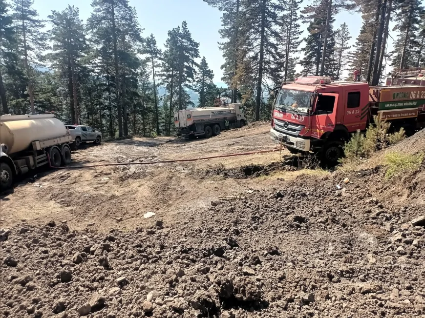 Pursaklar Belediyesi, Çankırı’daki orman yangınına müdahale için tüm ekiplerini seferber etti